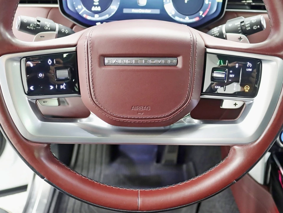2023 Land Rover Range Rover L460 - Image 15 of 21