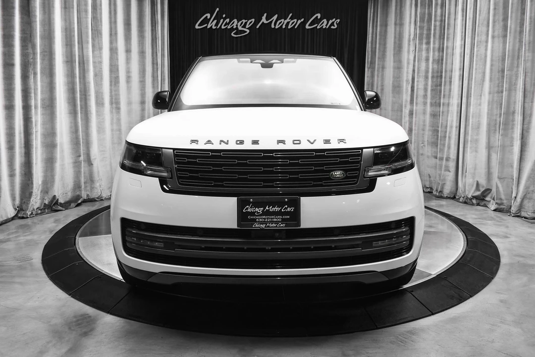 2023 Land Rover Range Rover L460 - Image 7 of 12