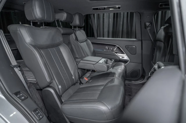 2023 Land Rover Range Rover L460 - Image 12 of 19