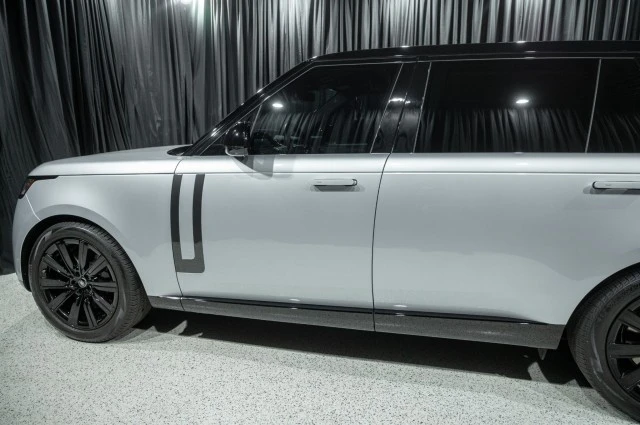 2023 Land Rover Range Rover L460 - Image 5 of 19