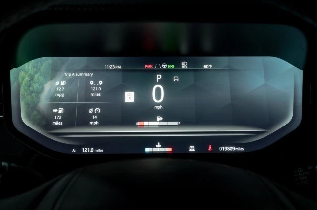 2023 Land Rover Range Rover L460 - Image 18 of 19