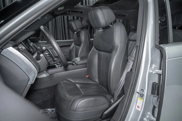 2023 Land Rover Range Rover L460 - Image 10 of 19