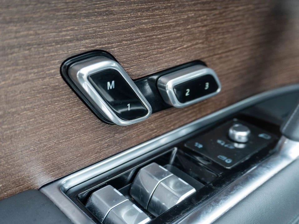 2023 Land Rover Range Rover L460 - Image 13 of 20