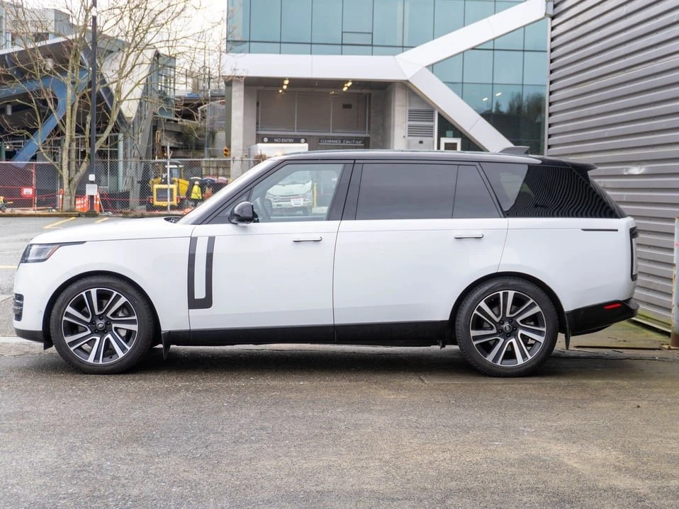 2023 Land Rover Range Rover L460 - Image 5 of 20
