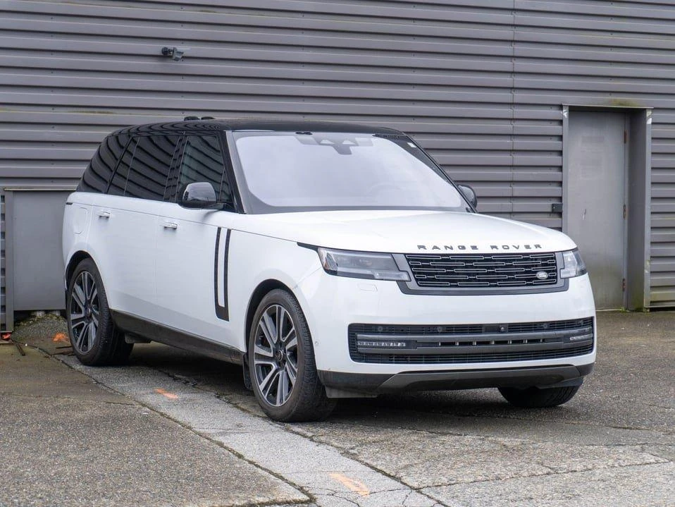 2023 Land Rover Range Rover L460 - Image 2 of 20