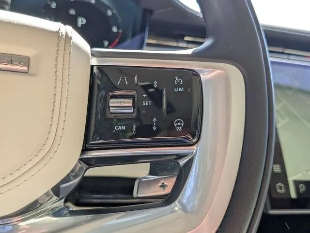 2023 Land Rover Range Rover L460 - Image 13 of 19
