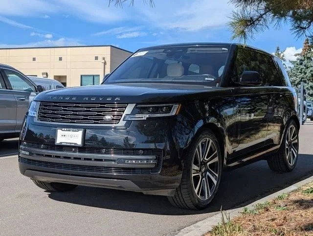 2023 Land Rover Range Rover L460 - Image 4 of 19