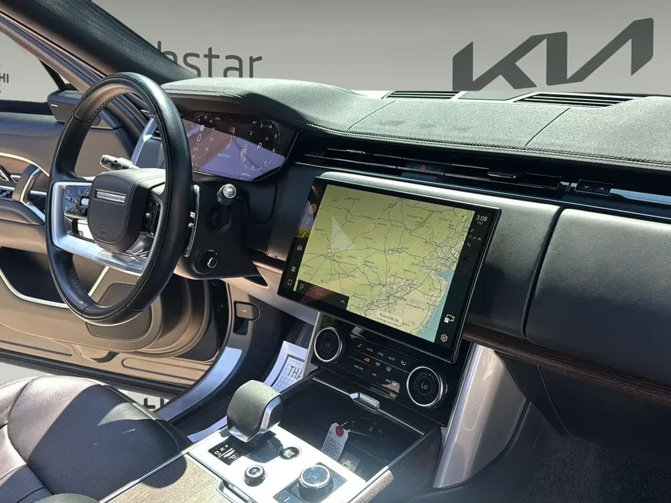 2023 Land Rover Range Rover L460 - Image 8 of 11