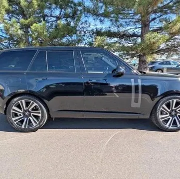 2023 Land Rover Range Rover SE