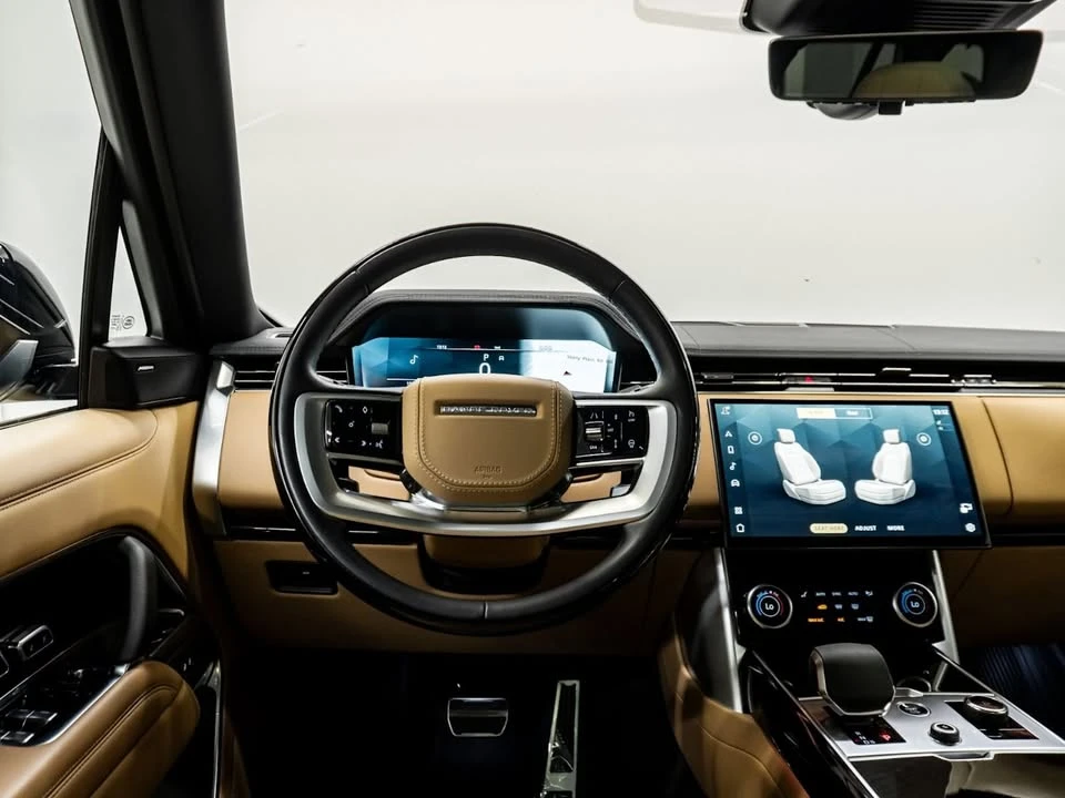 2023 Land Rover Range Rover L460 - Image 15 of 20