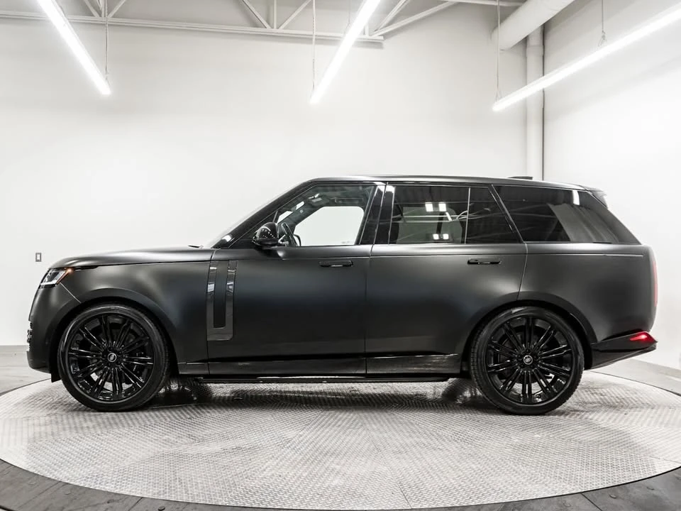 2023 Land Rover Range Rover L460 - Image 2 of 20
