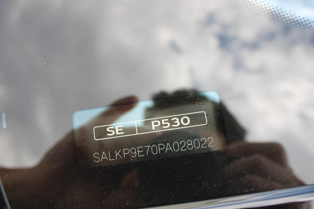 2023 Land Rover Range Rover L460 - Image 22 of 31