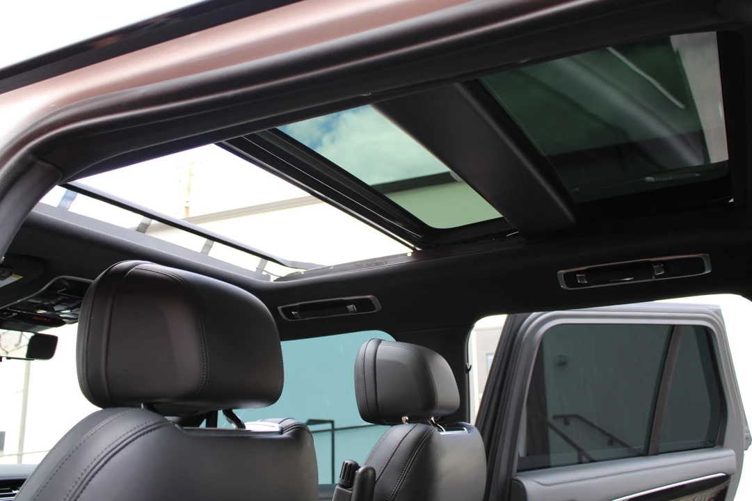 2023 Land Rover Range Rover L460 - Image 21 of 31