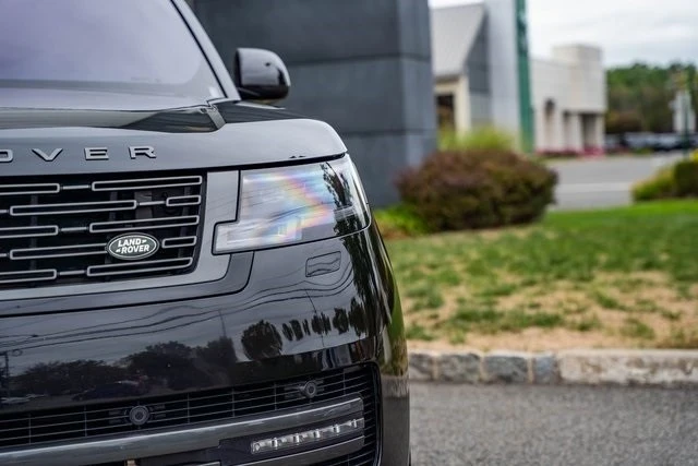 2023 Land Rover Range Rover L460 - Image 4 of 12