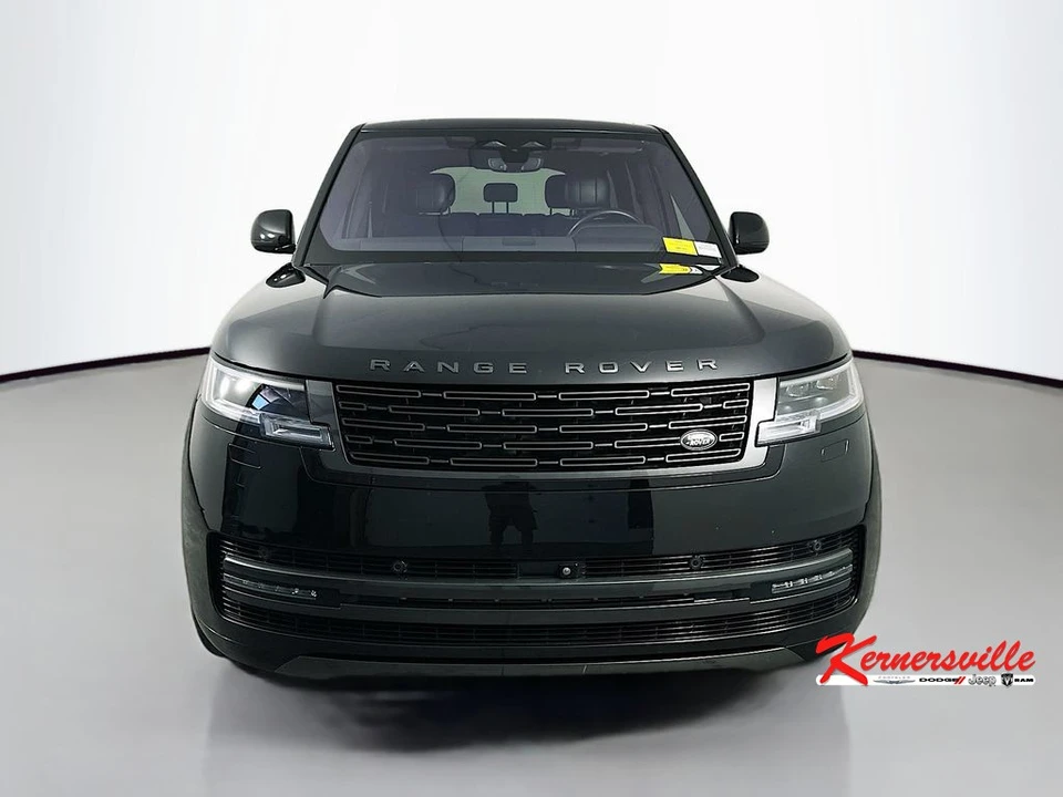 2023 Land Rover Range Rover L460 - Image 2 of 24