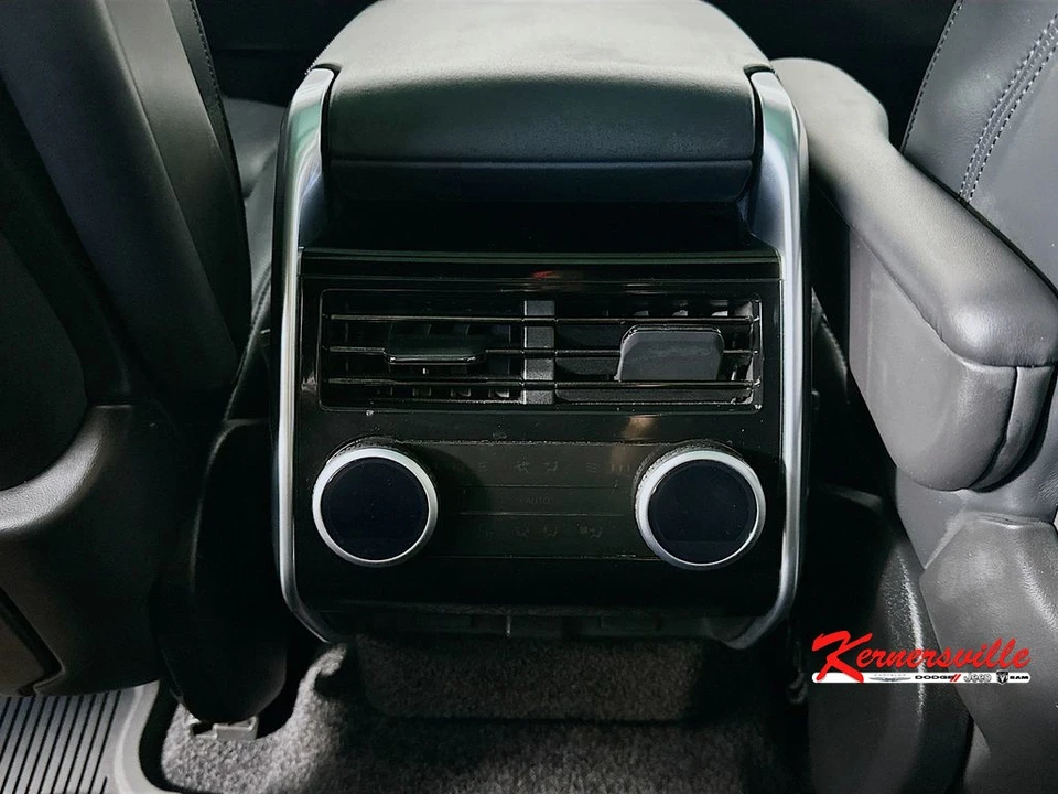 2023 Land Rover Range Rover L460 - Image 22 of 24