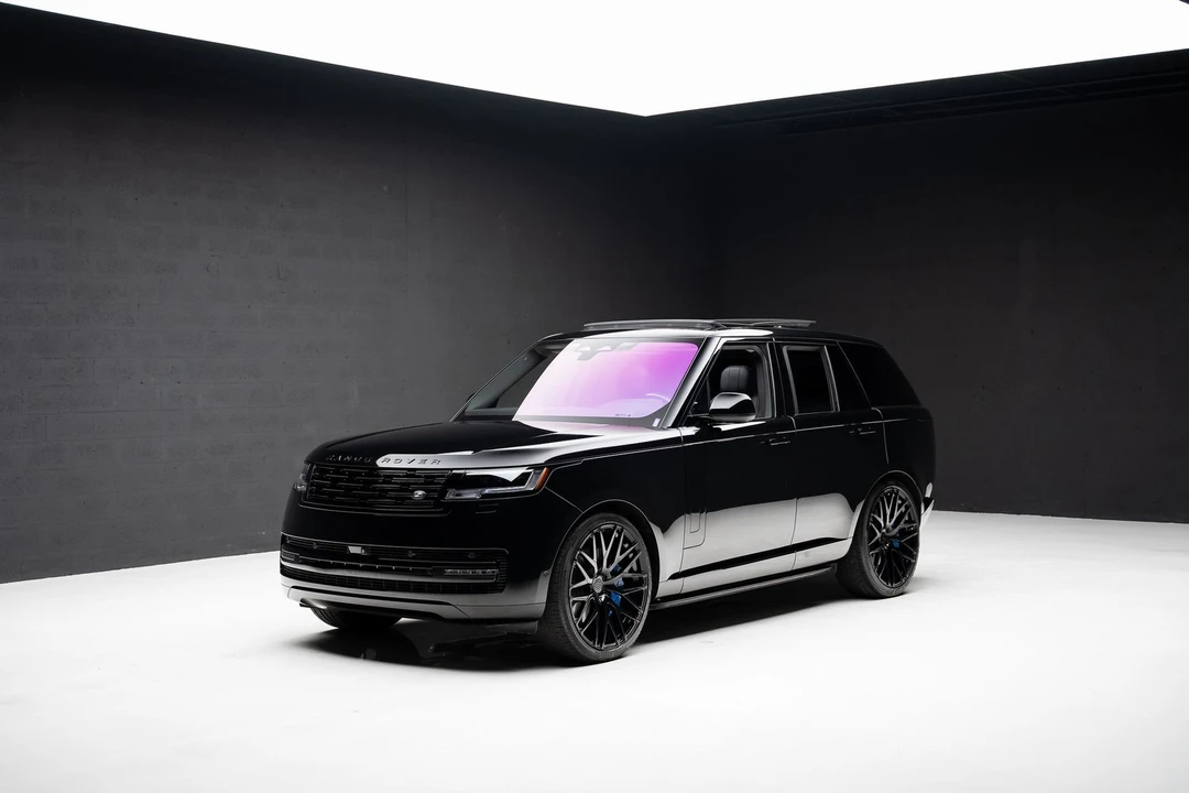 2023 Land Rover Range Rover L460 - Image 4 of 21