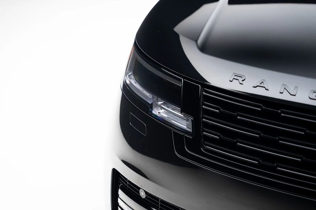 2023 Land Rover Range Rover L460 - Image 12 of 21