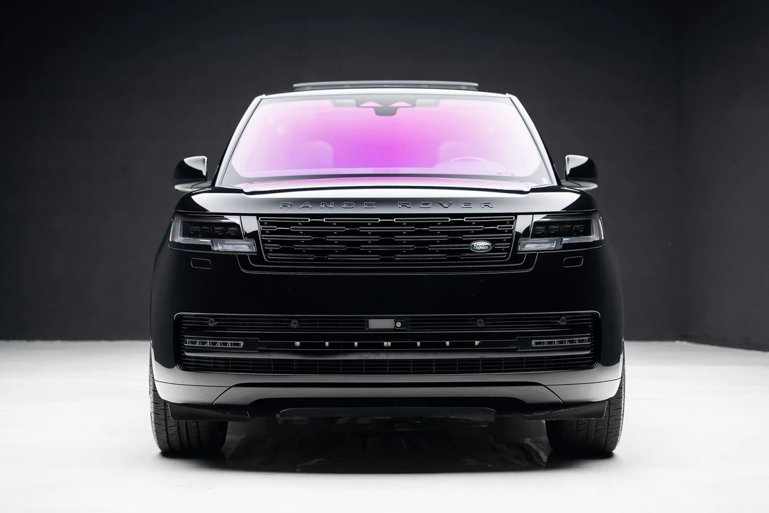 2023 Land Rover Range Rover L460 - Image 8 of 21