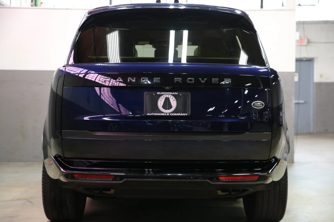 2023 Land Rover Range Rover L460 - Image 5 of 31