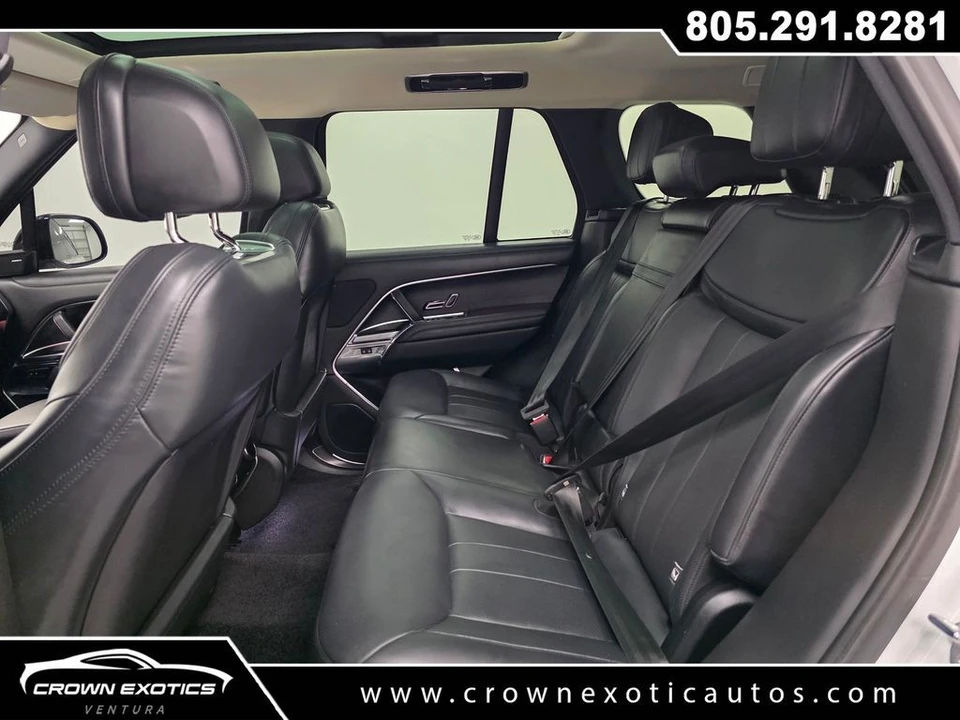 2023 Land Rover Range Rover L460 - Image 19 of 31