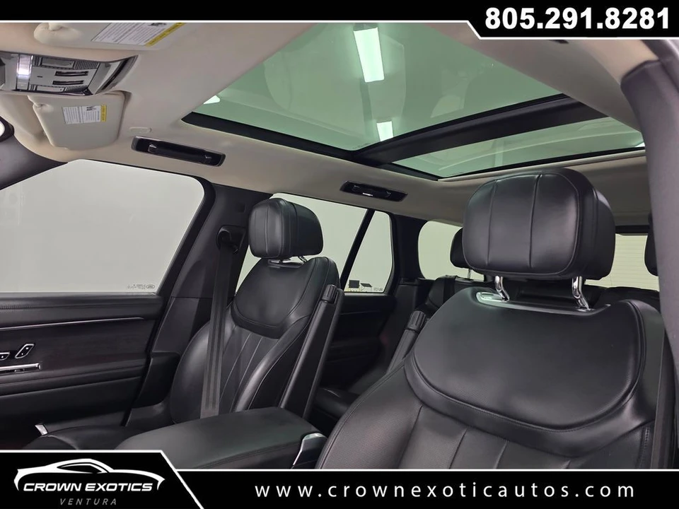 2023 Land Rover Range Rover L460 - Image 24 of 31