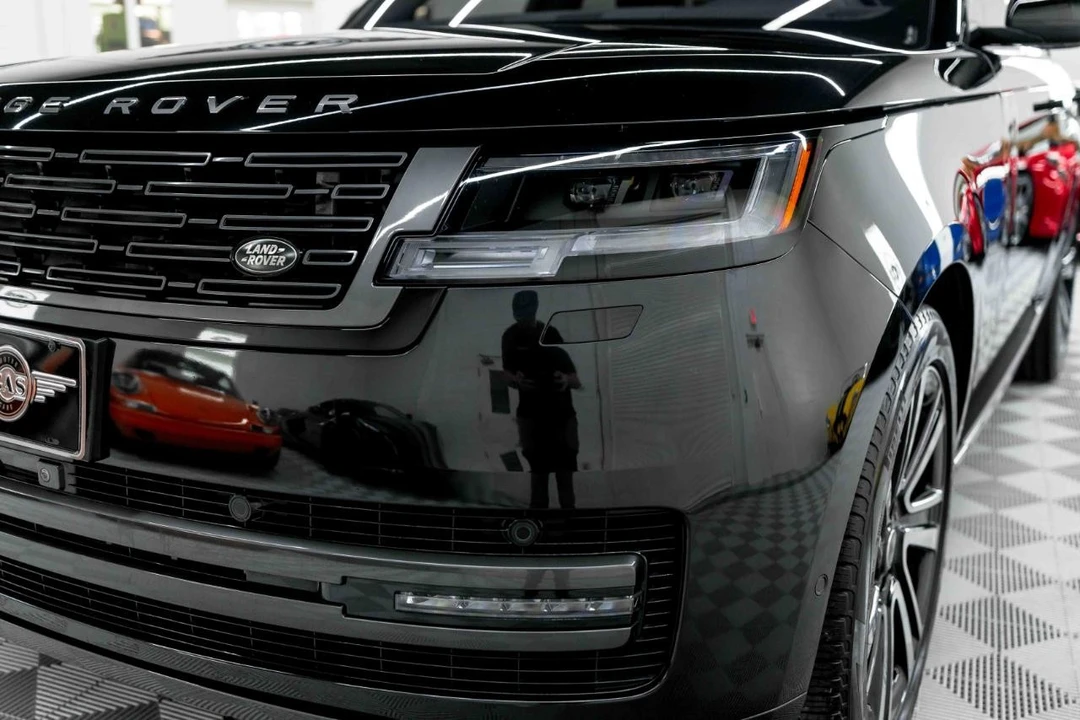 2023 Land Rover Range Rover L460 - Image 12 of 31