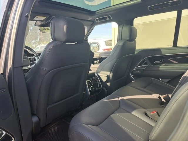 2023 Land Rover Range Rover L460 - Image 6 of 15