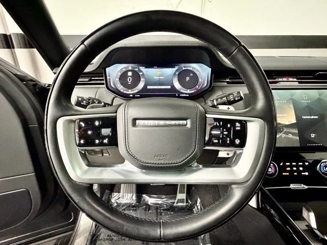 2023 Land Rover Range Rover L460 - Image 26 of 31