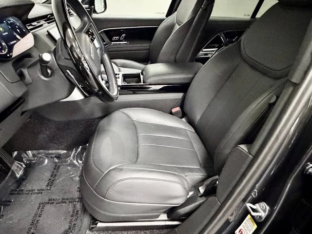 2023 Land Rover Range Rover L460 - Image 22 of 31