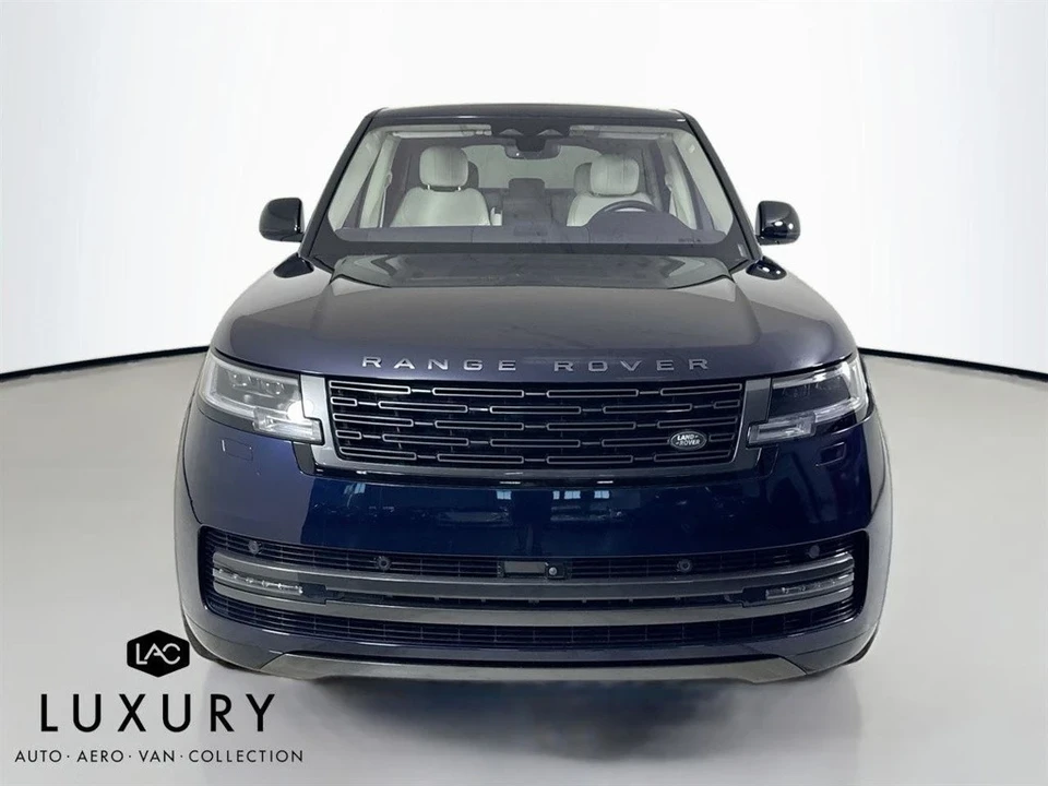 2023 Land Rover Range Rover L460 - Image 10 of 12