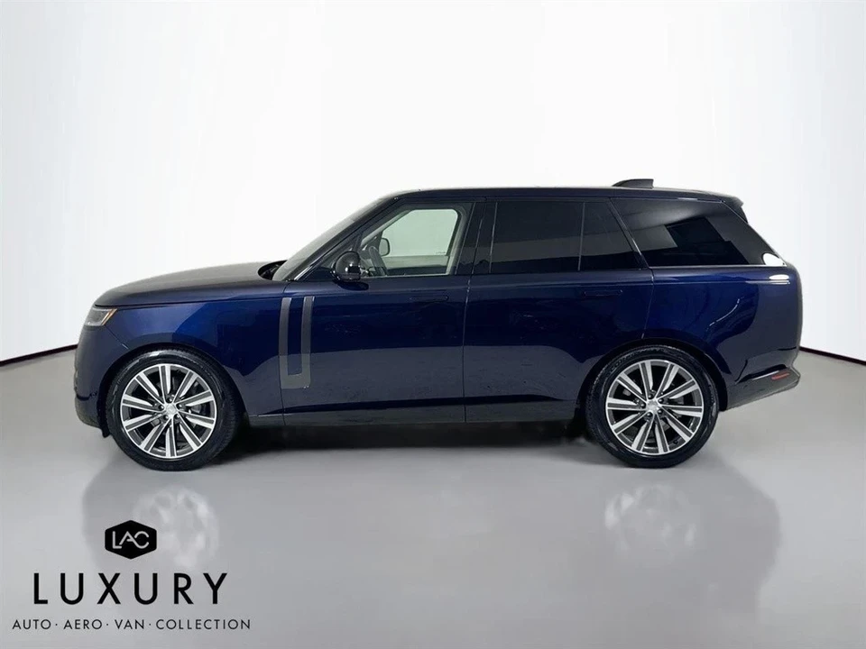 2023 Land Rover Range Rover L460 - Image 8 of 12