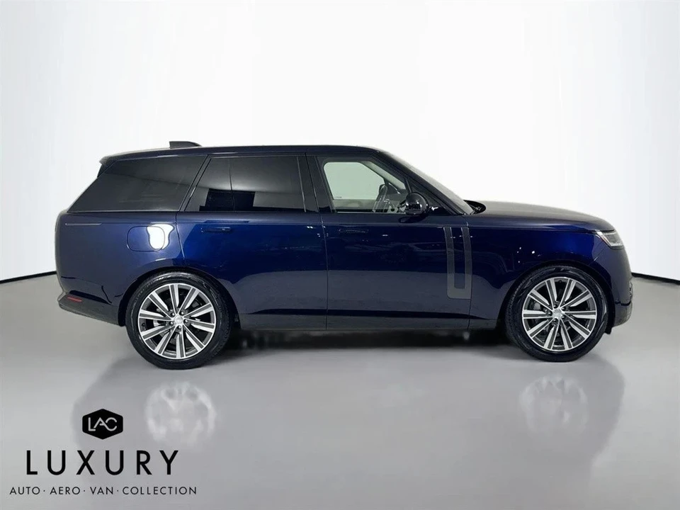 2023 Land Rover Range Rover L460 - Image 3 of 12