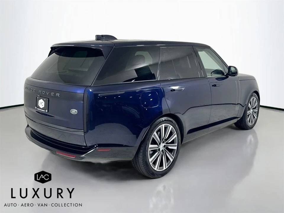 2023 Land Rover Range Rover L460 - Image 4 of 12