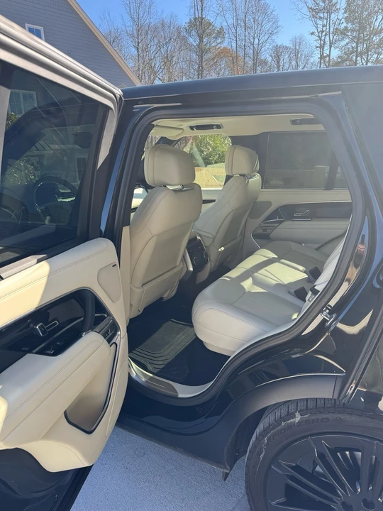 2023 Land Rover Range Rover L460 - Image 11 of 21