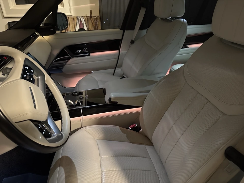 2023 Land Rover Range Rover L460 - Image 9 of 21