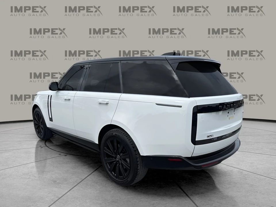 2023 Land Rover Range Rover L460 - Image 3 of 12