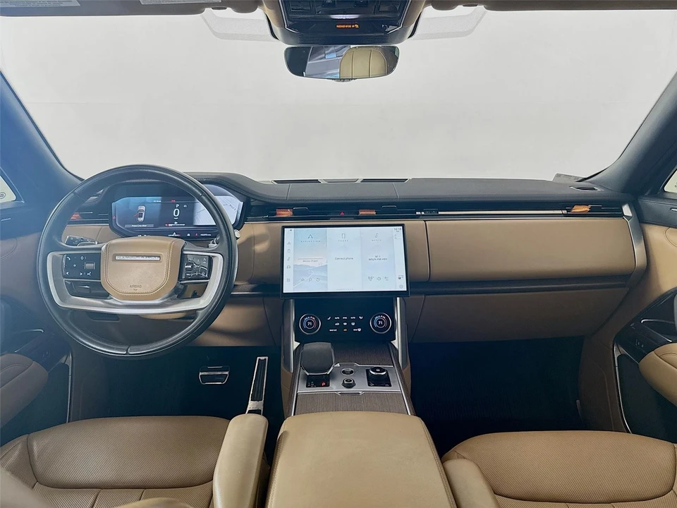 2023 Land Rover - Image 3 of 31