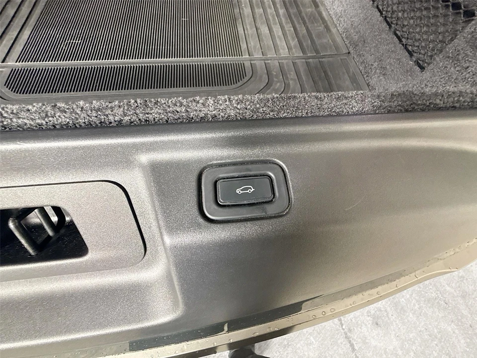 2023 Land Rover Range Rover L460 - Image 21 of 31