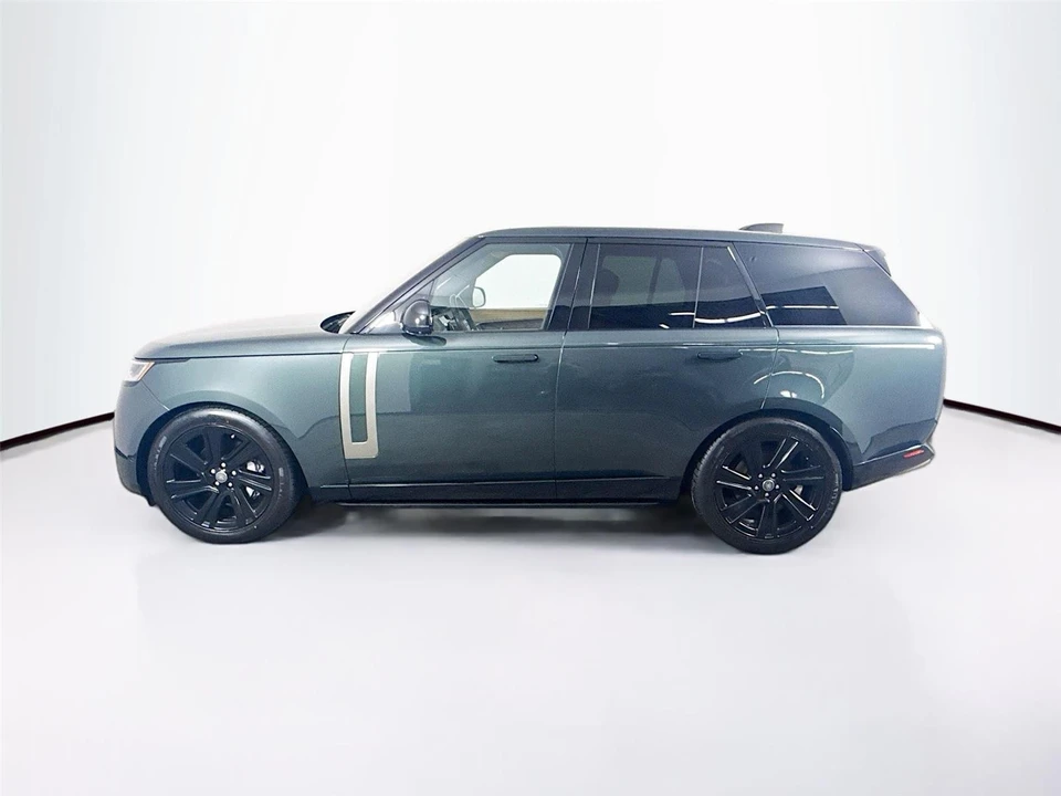 2023 Land Rover - Image 29 of 31