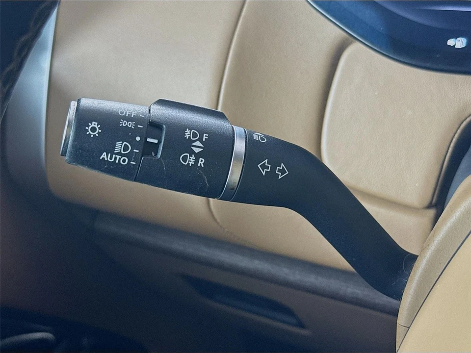 2023 Land Rover Range Rover L460 - Image 6 of 31