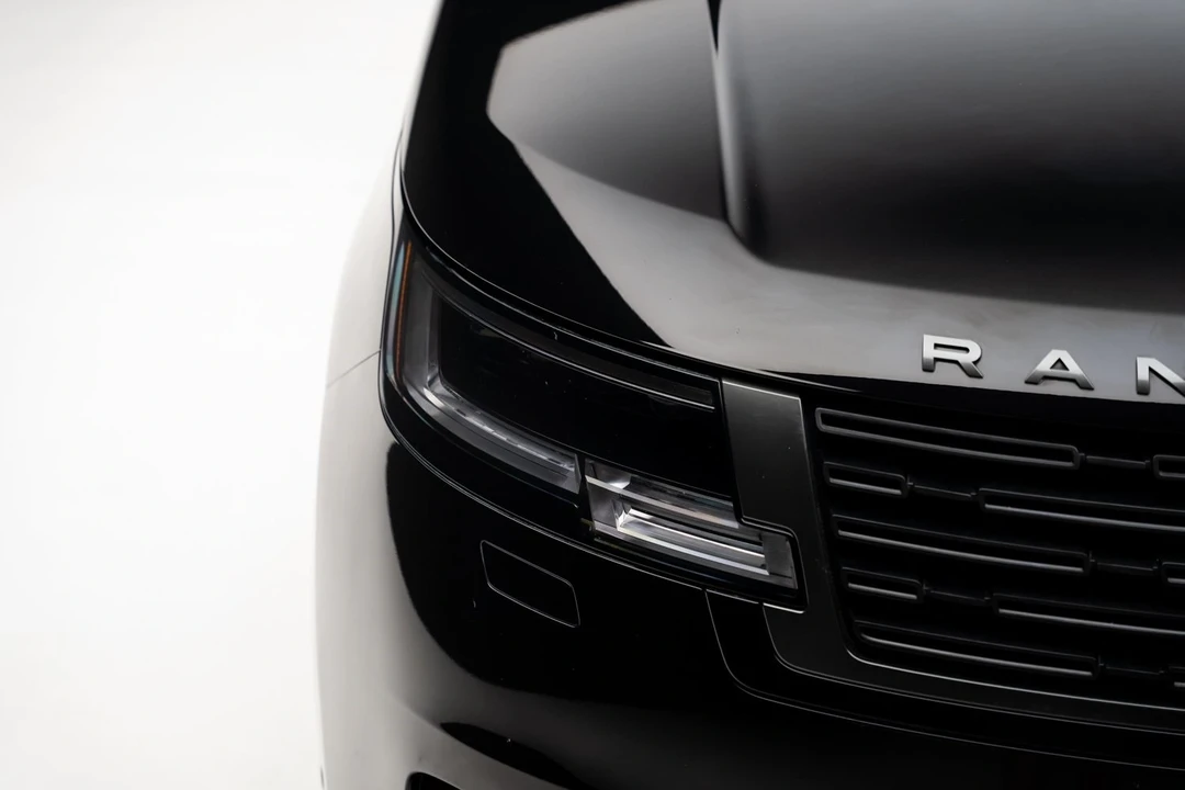 2023 Land Rover Range Rover L460 - Image 11 of 21