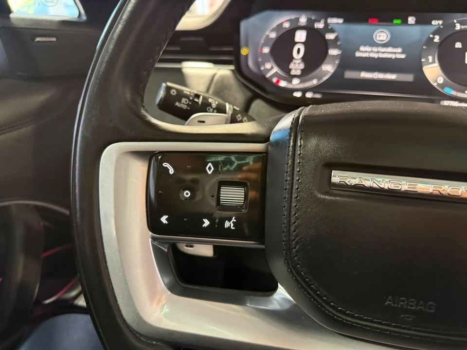 2023 Land Rover Range Rover L460 - Image 13 of 31