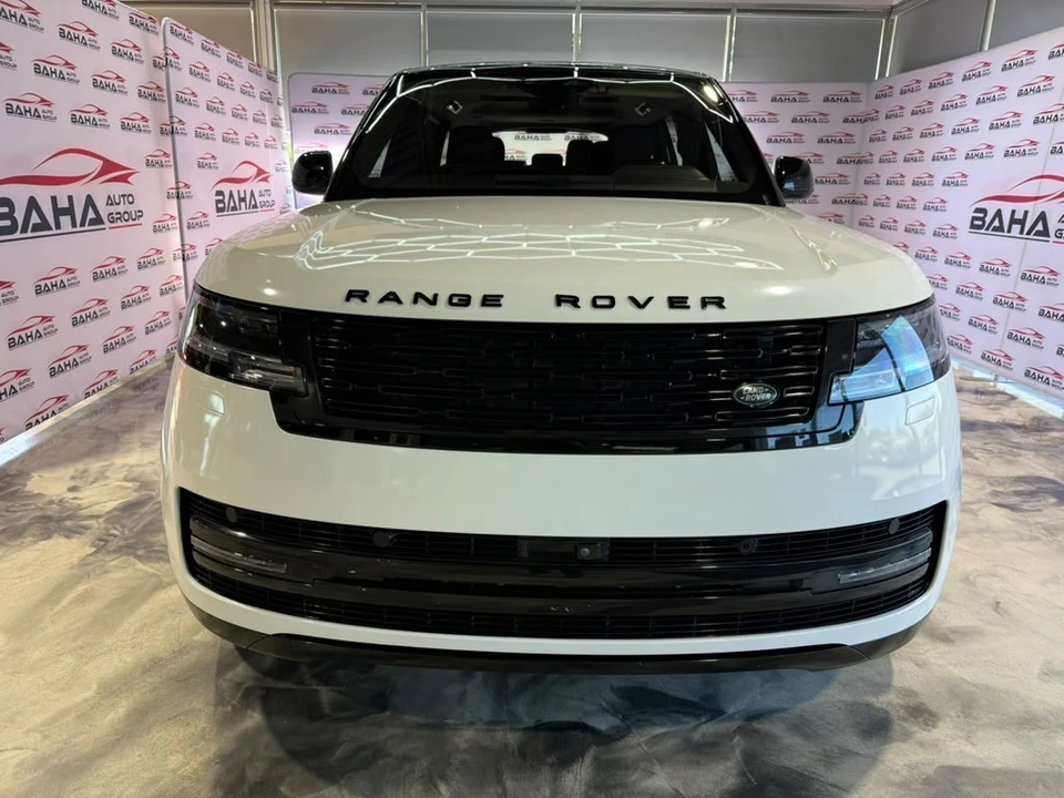 2023 Land Rover Range Rover L460 - Image 2 of 31