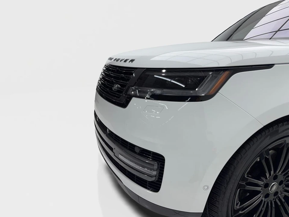 2023 Land Rover Range Rover L460 - Image 4 of 31