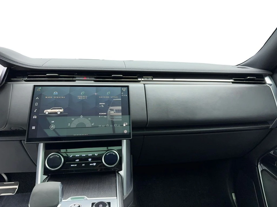 2023 Land Rover Range Rover L460 - Image 19 of 31