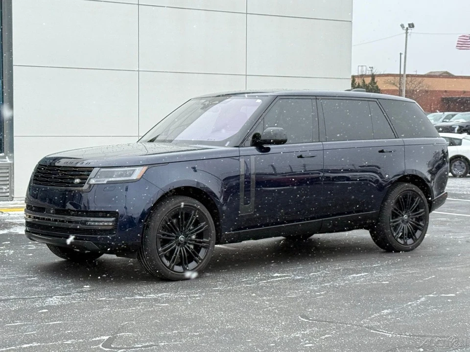 2023 Land Rover Range Rover L460 - Image 7 of 12