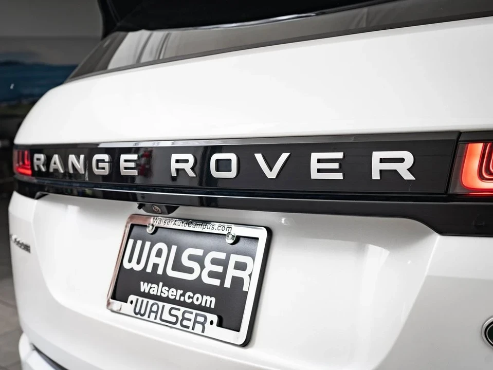 2023 Land Rover Range Rover L460 - Image 16 of 21