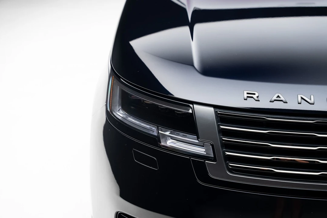 2023 Land Rover Range Rover L460 - Image 12 of 31