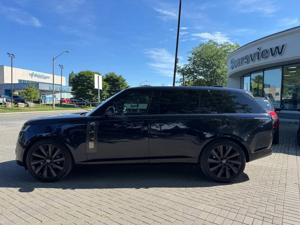 2023 Land Rover Range Rover L460 - Image 6 of 18